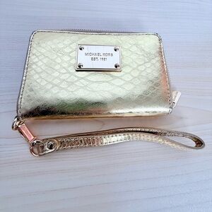 Michael Kors - Gold Metallic Wristlet Wallet - Mini Phone Clutch